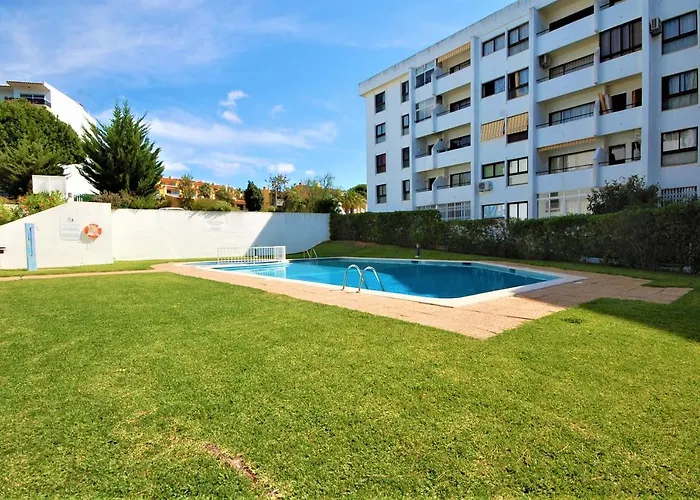 T0 Estudio Leziria - Swimming Pool - By Bedzy